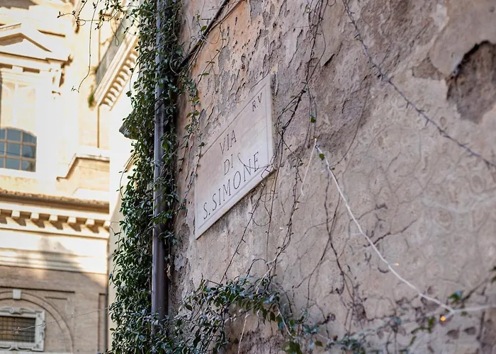 Italy Coronari Rome